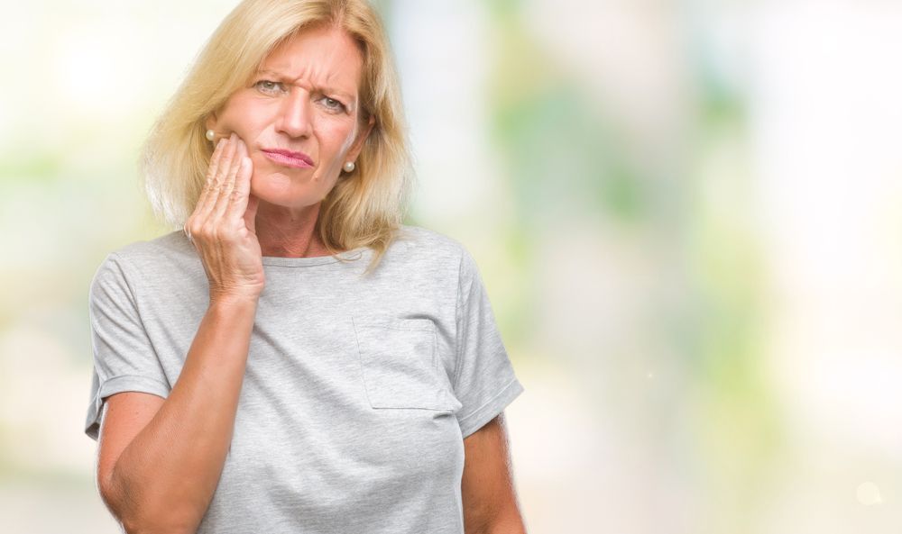 woman with toothache