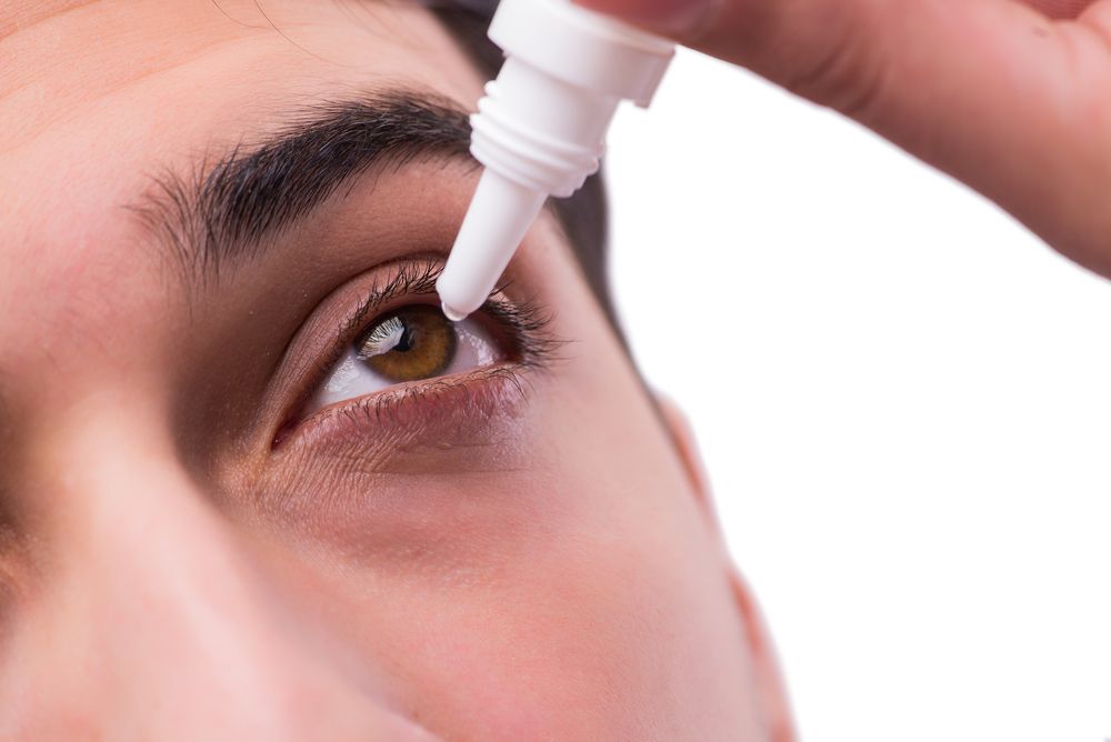 Dry Eye: Signs, Symptoms, and Treatments for Relief