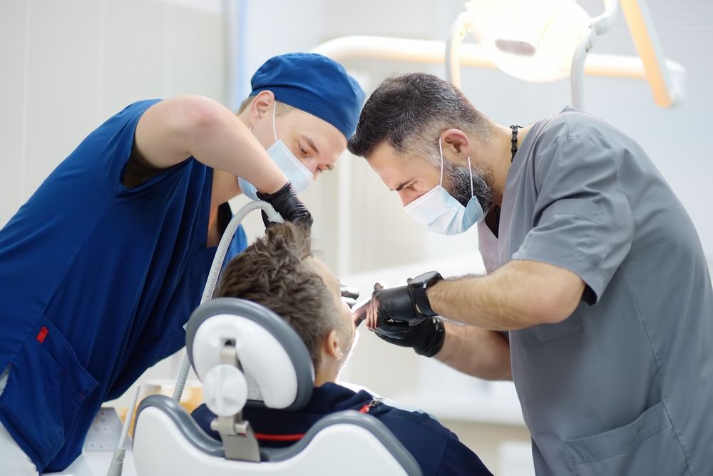 Your Guide to Tooth Extraction: What to Expect Before, During, and After