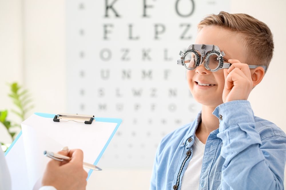 Tips for Taking Care of Myopia in Children Before School Starts