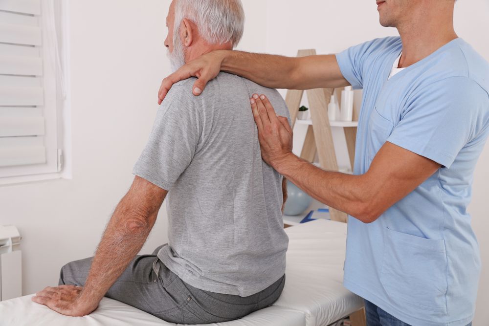 5 Signs You May Need a Chiropractic Adjustment