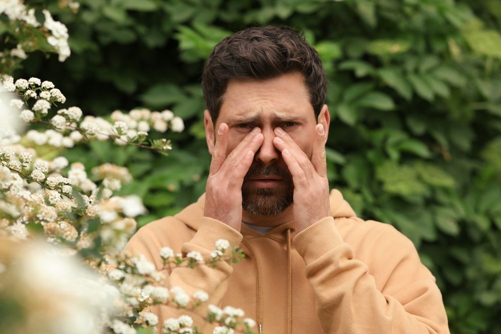 Can Allergies Aggravate Dry Eye, and How To Manage Both Conditions?