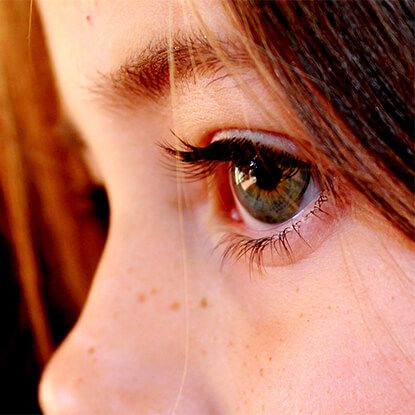 child with myopia