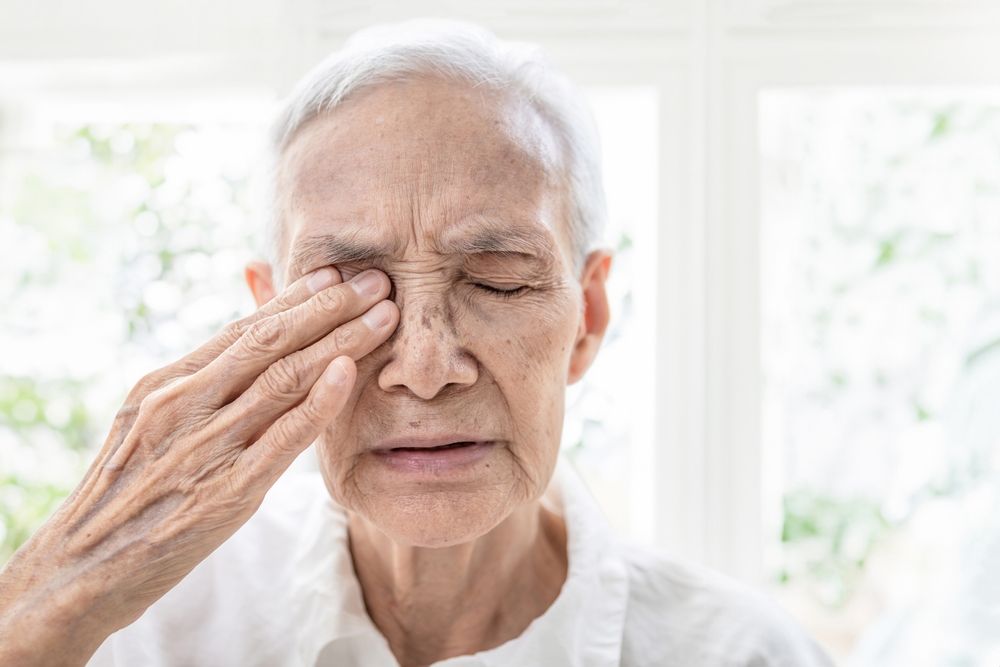 How Do You Stop Cataracts from Getting Worse?