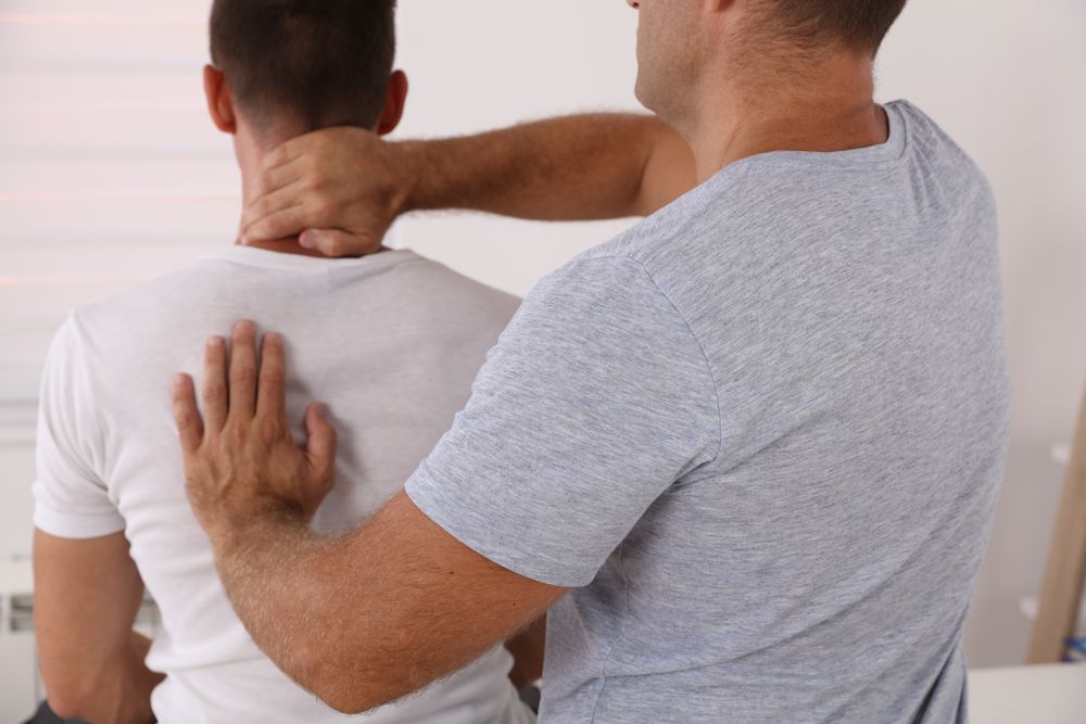 How Chiropractic Therapy Helps Manage Chronic Back Pain
