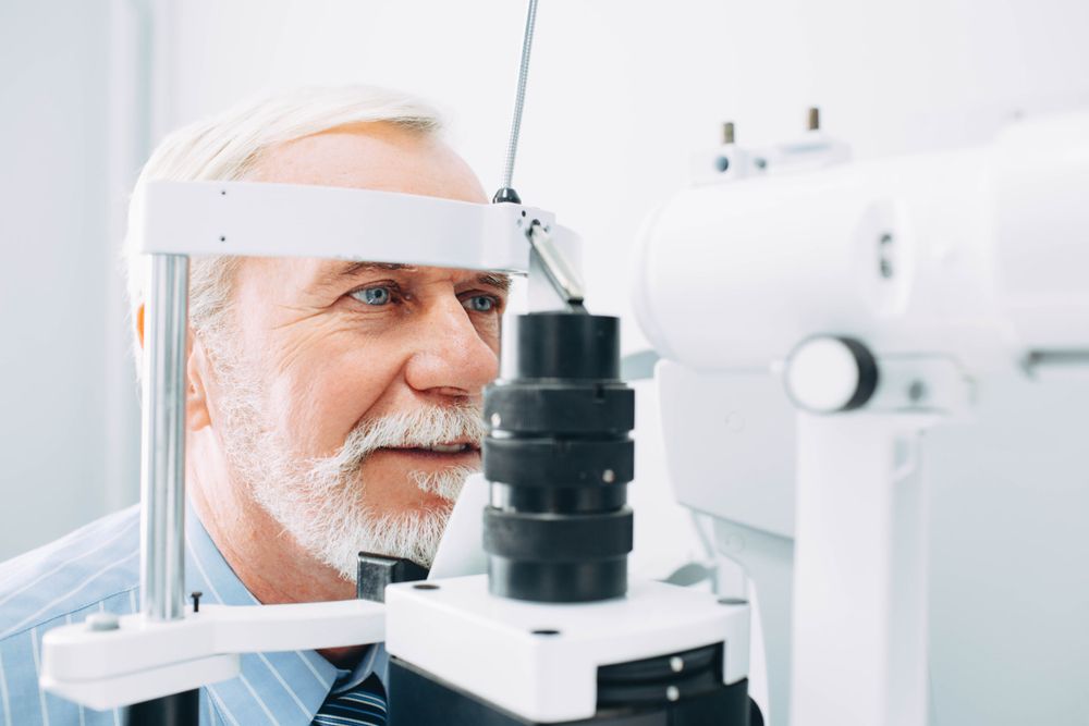 comprehensive eye exam