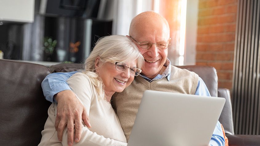 old couple reading reviews