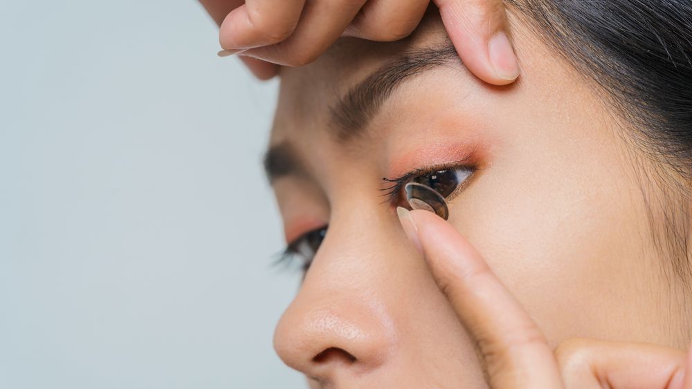 How to Know If You Need Specialty Contact Lenses