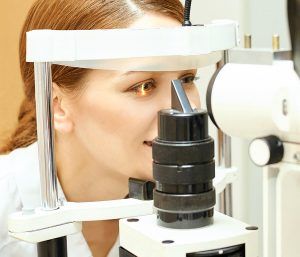 Take a closer look at laser cataract removal with a skilled eye surgeon in Laguna Hills, CA