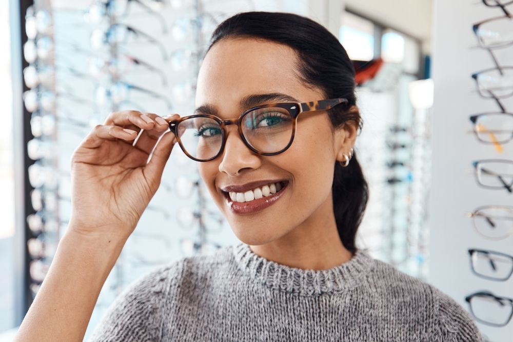 How to Choose Frames that Flatter Your Face