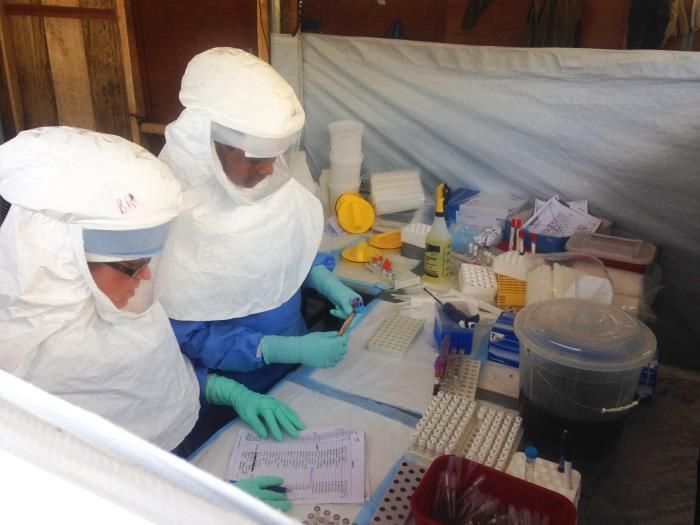 Ebola sickens 8 more in Uganda; doctor among latest deaths