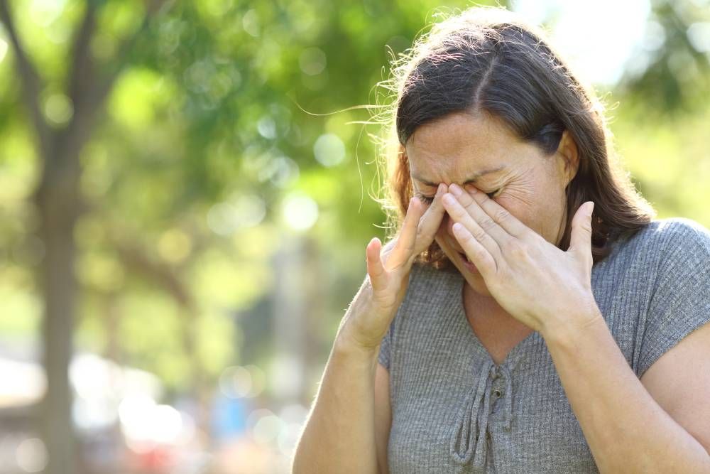 Can Allergies Make Dry Eyes Worse?