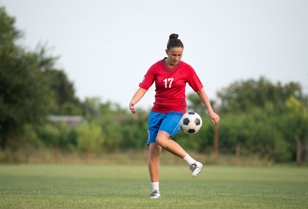 How Does Sports Vision Training Improve Athletic Performance?