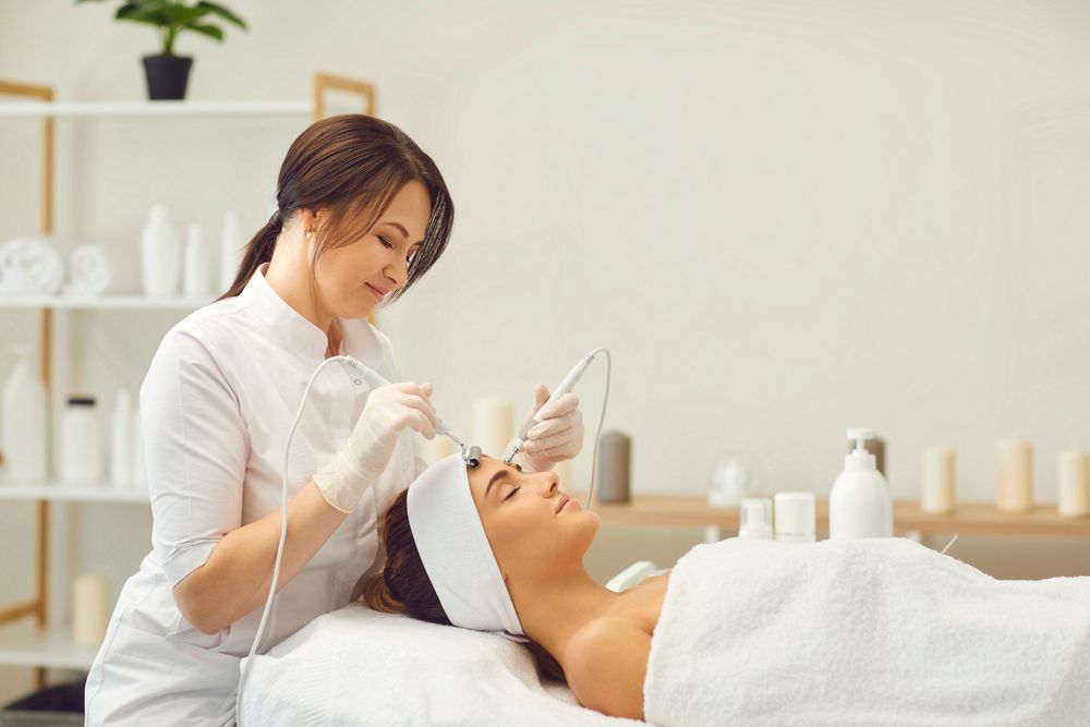 What Treatments Does the Maris Dusan Spa Offer?