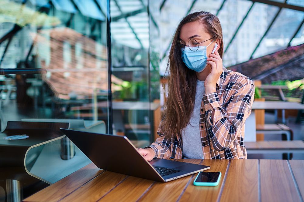 Prevent Fogging Glasses From Wearing a Mask