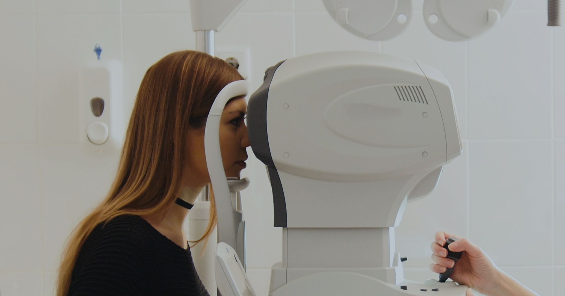 Eye Doctors in the Bronx NYC Lens Lab Express