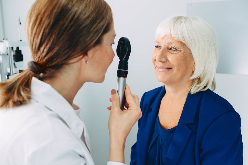 Choosing Your Optometrist: Finding a Qualified Eye Doctor