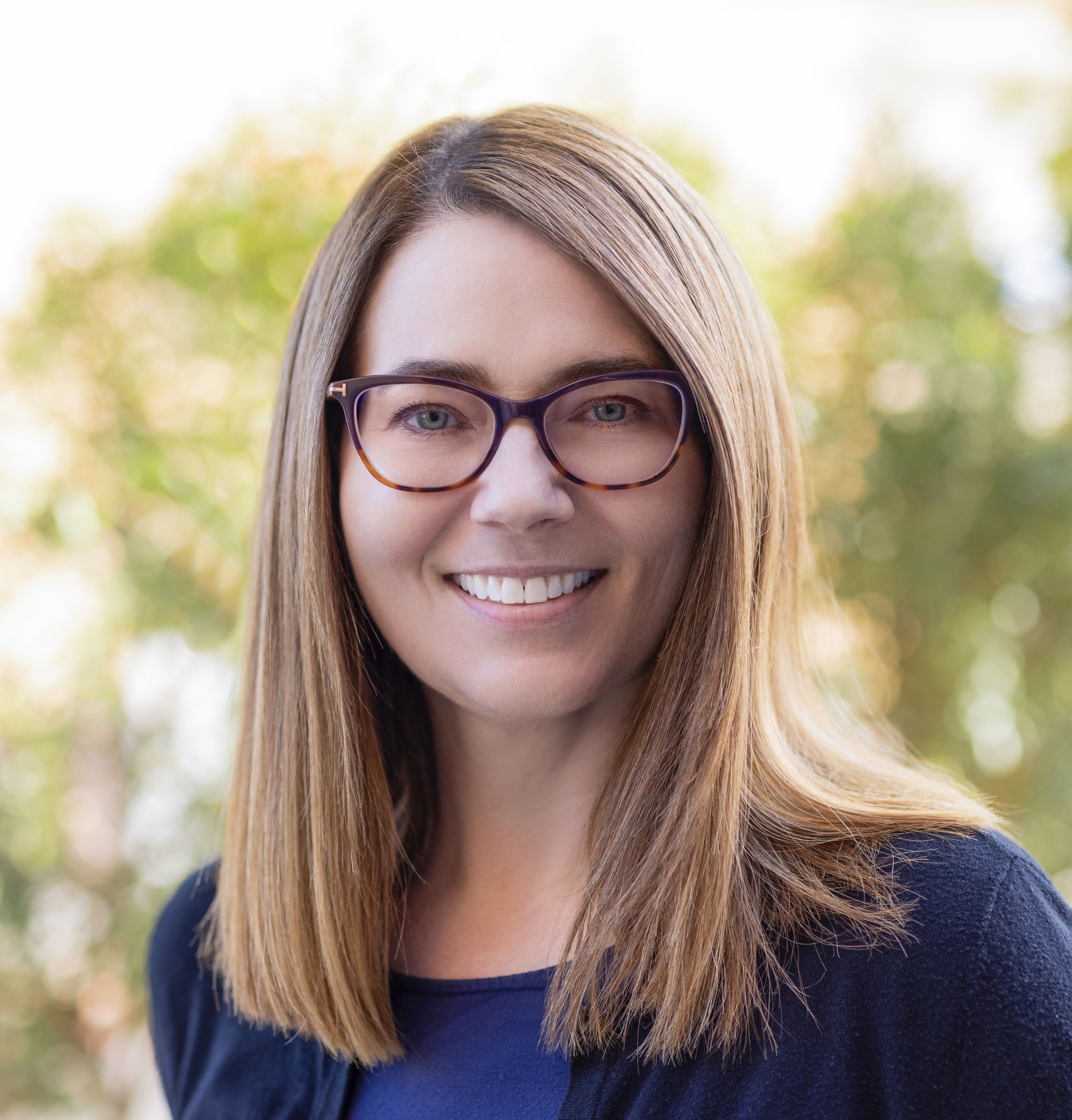 Meet Our Doctors At Crystal View Optometry in Elk Grove Optometrists