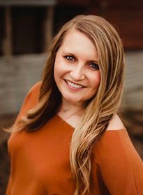 Angela Fluitt​​​​​​​
