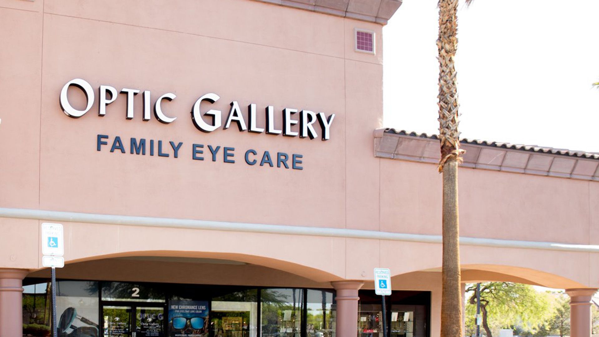 Optometrist in Las Vegas Optic Gallery Family Eyecare Summerlin