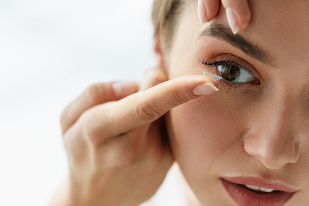 Types of Contact Lenses for People With Astigmatism