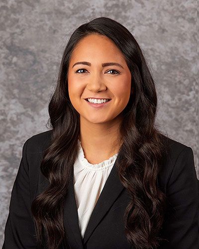 Dr. Lisa Tomasu
