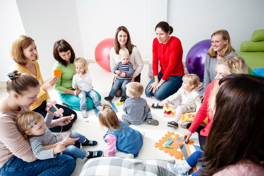 parents and toddlers in a circle