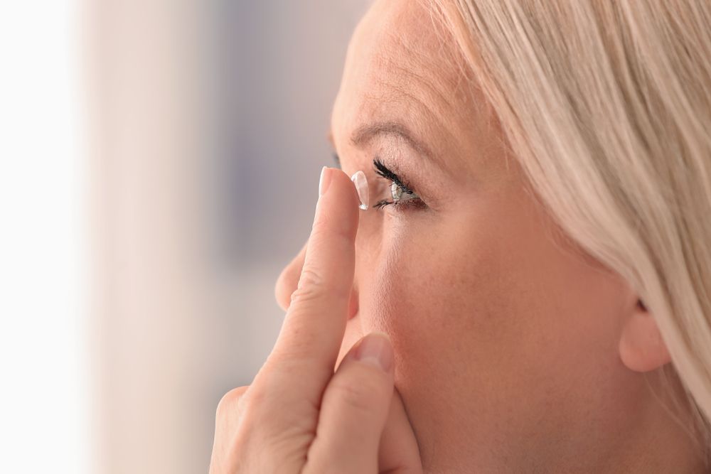 Choosing the Right Scleral Contact Lenses