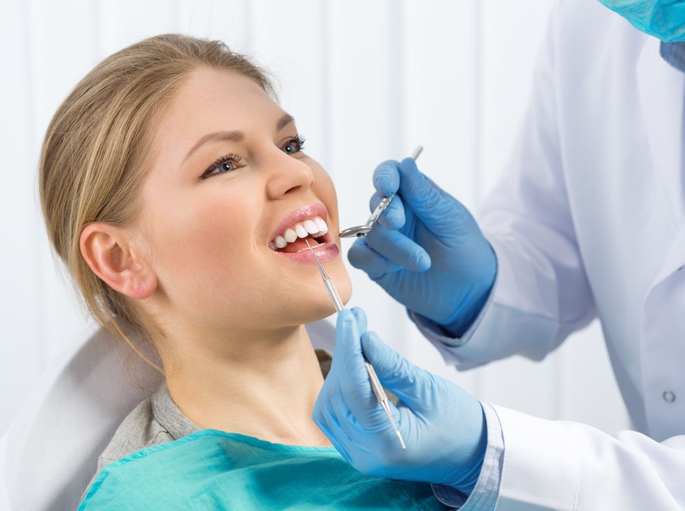 Root Canal Therapy for Fractured Teeth: Restoring Function and Aesthetics