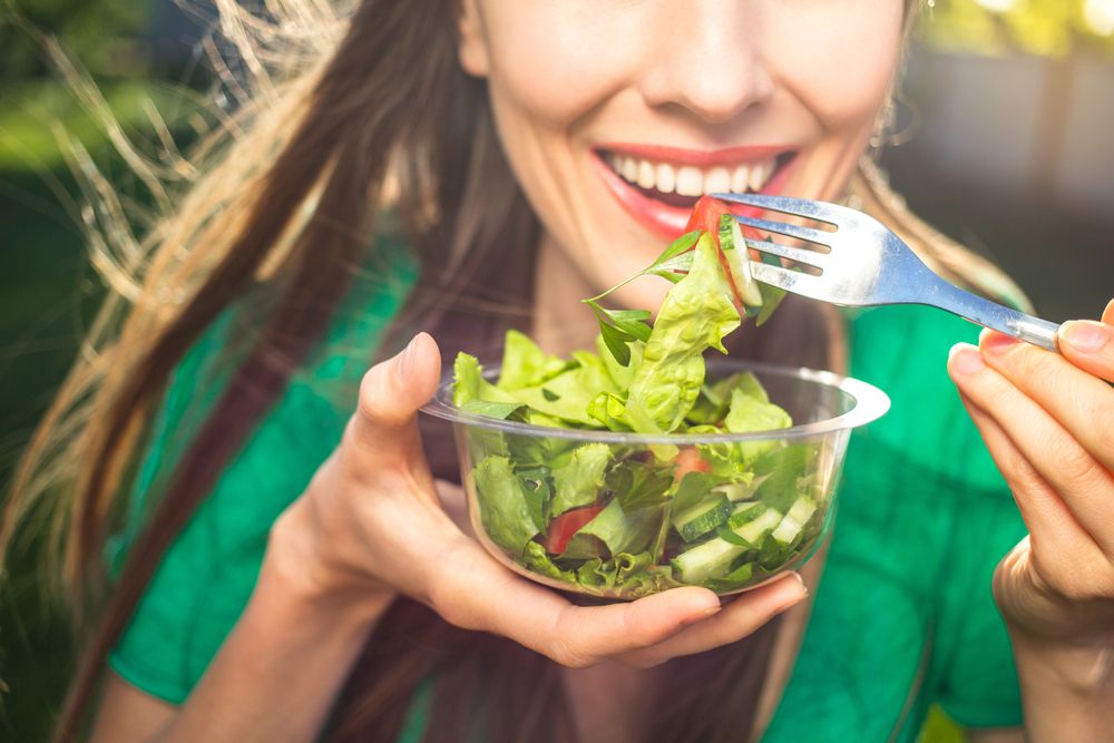 Diet and Dental Health: What are Foods for Maintaining Strong Teeth?