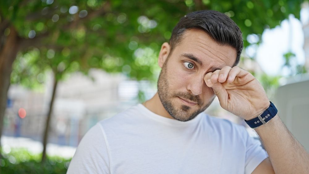 The Link Between Dry Eye and Seasonal Allergies: Tips for Relief
