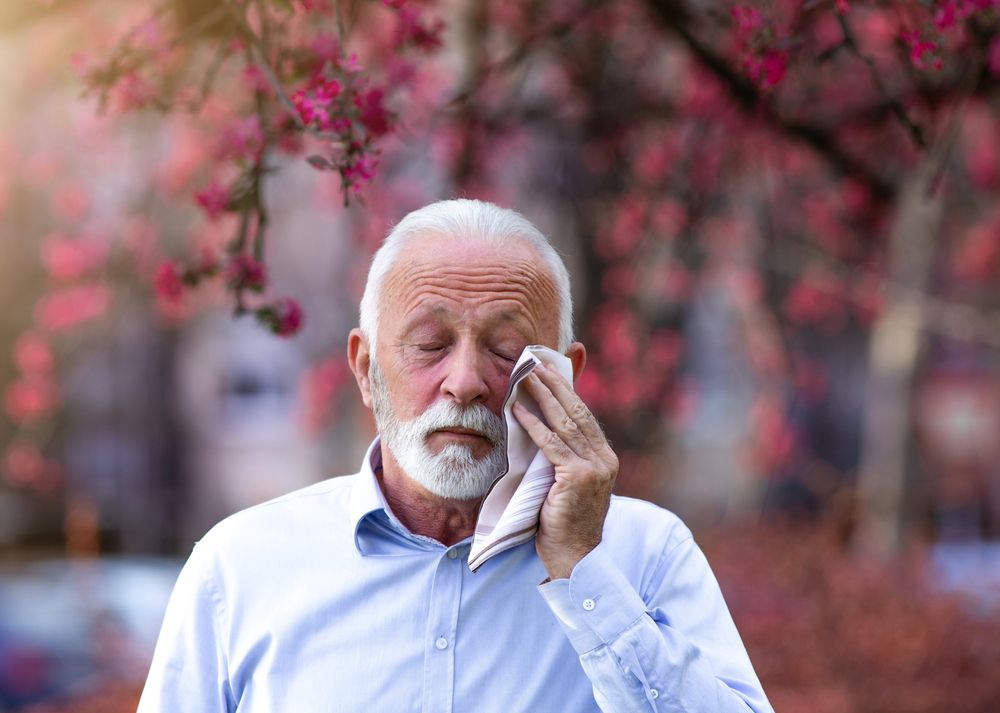 Does Dry Eye Worsen in the Fall?
