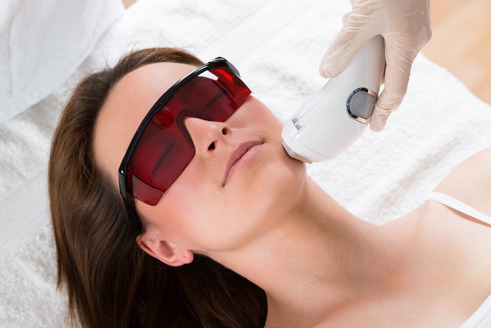 Treating Dry Eye With Intense Pulsed Light (IPL)