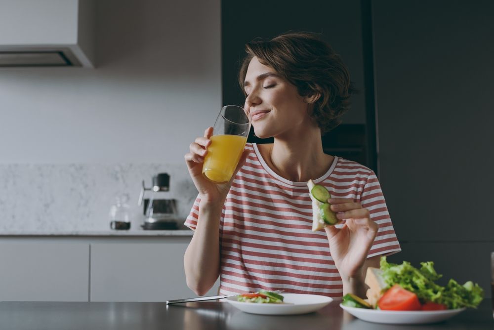 Mindful Eating: Cultivating a Healthy Relationship With Food and Your Body