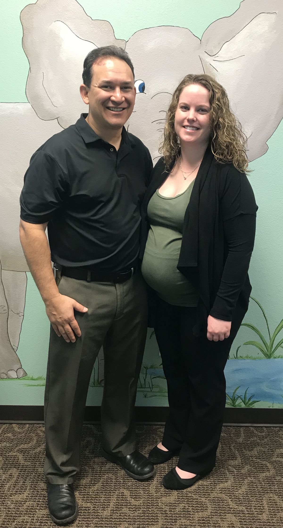 chiropractor with pregnant patient