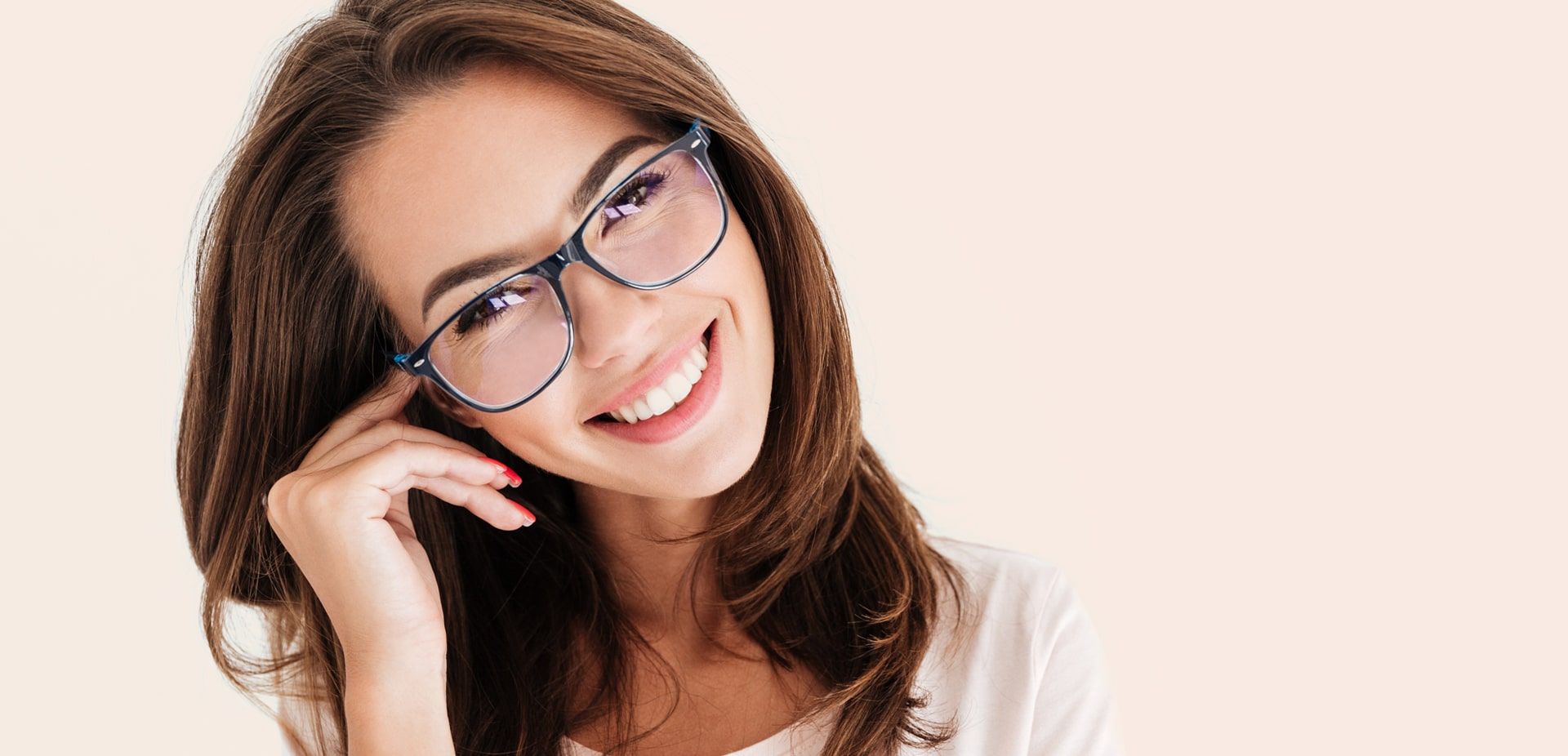 lady in glasses at optometrist