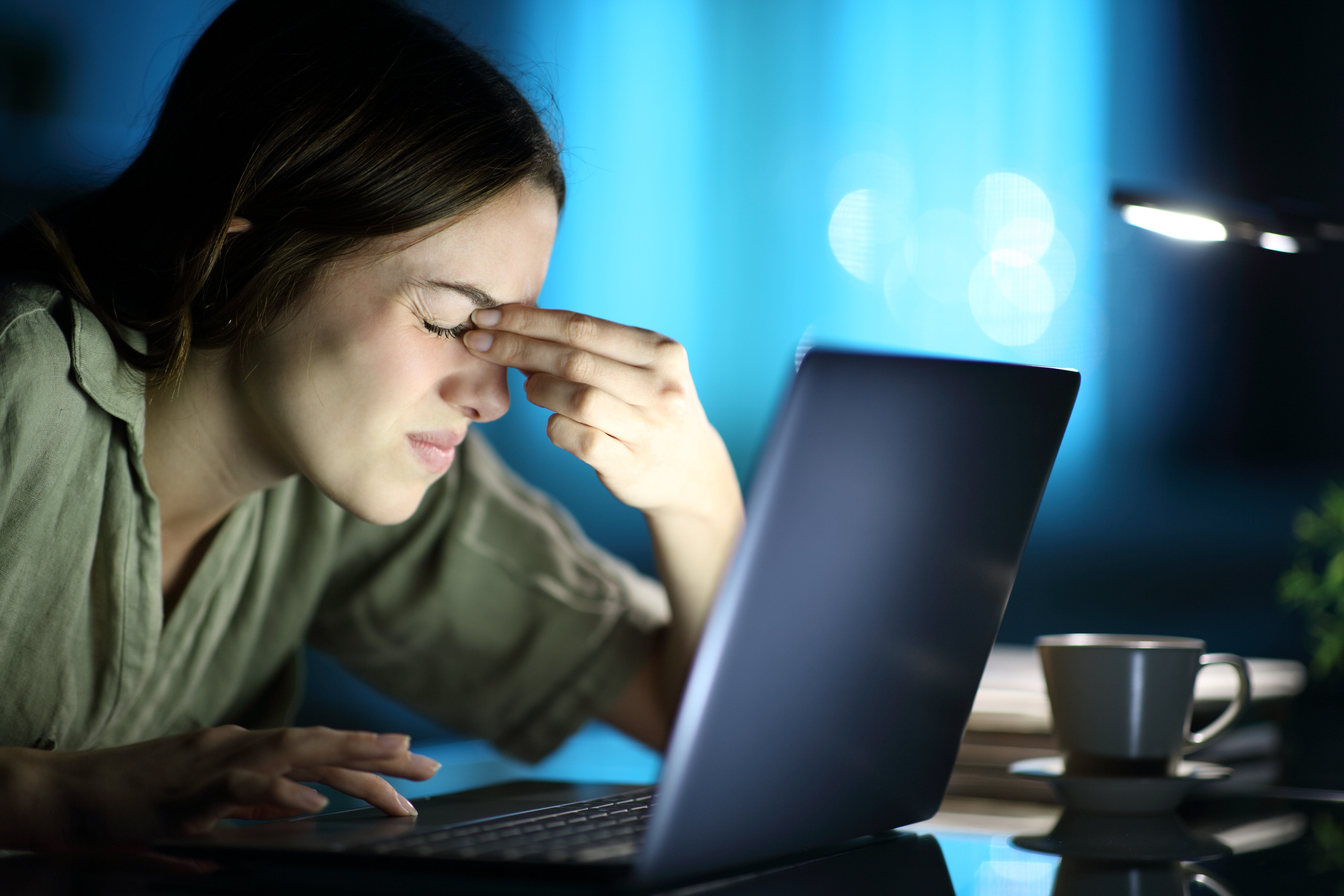 What Are the Effects of Blue Light Exposure?