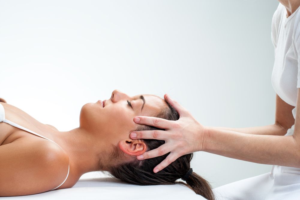 How Can a Chiropractor Help Treat Headaches/Migraines?