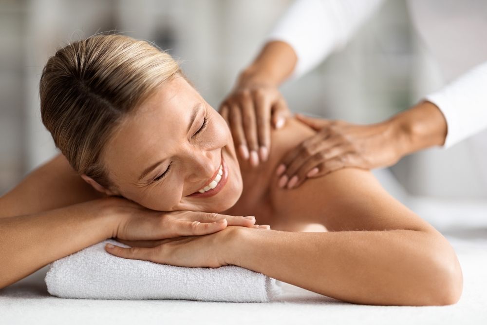 7 Benefits of Deep Tissue Massage Therapy