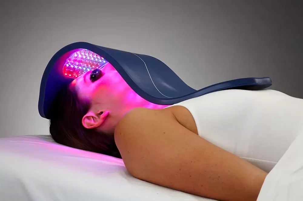  Low Level Light Therapy to treat Dry Eyes