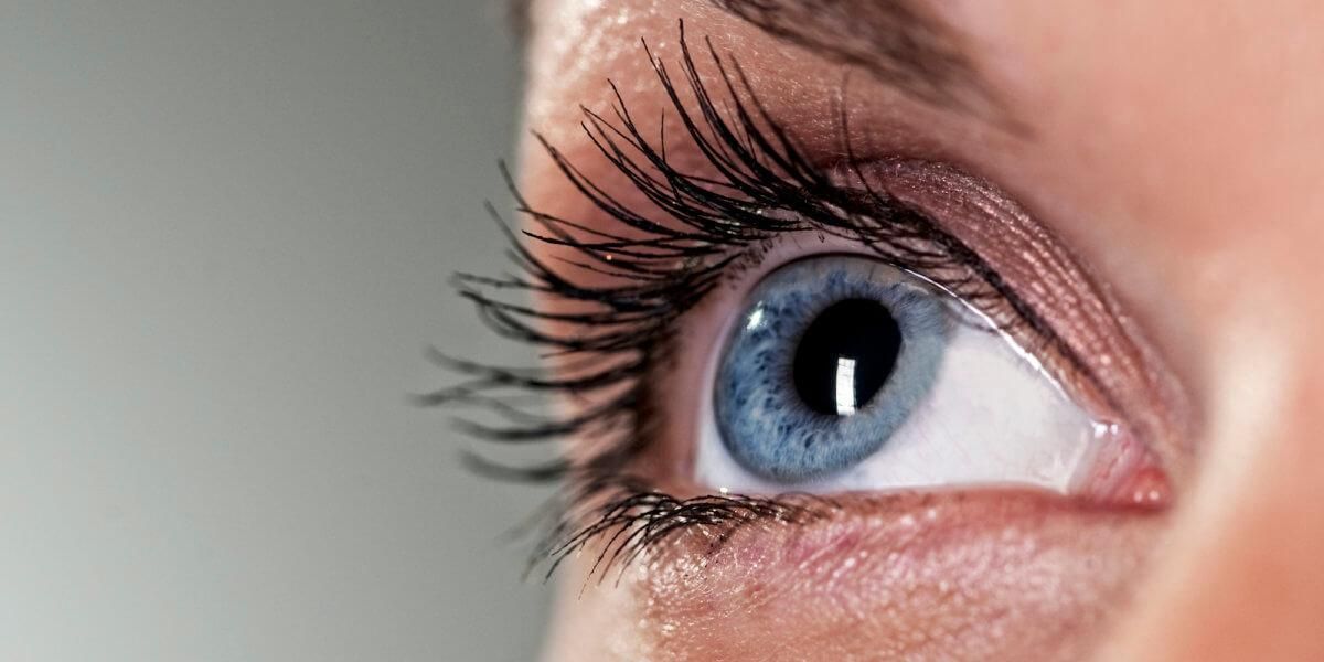 7 Signs You Might Have Eye Cataracts