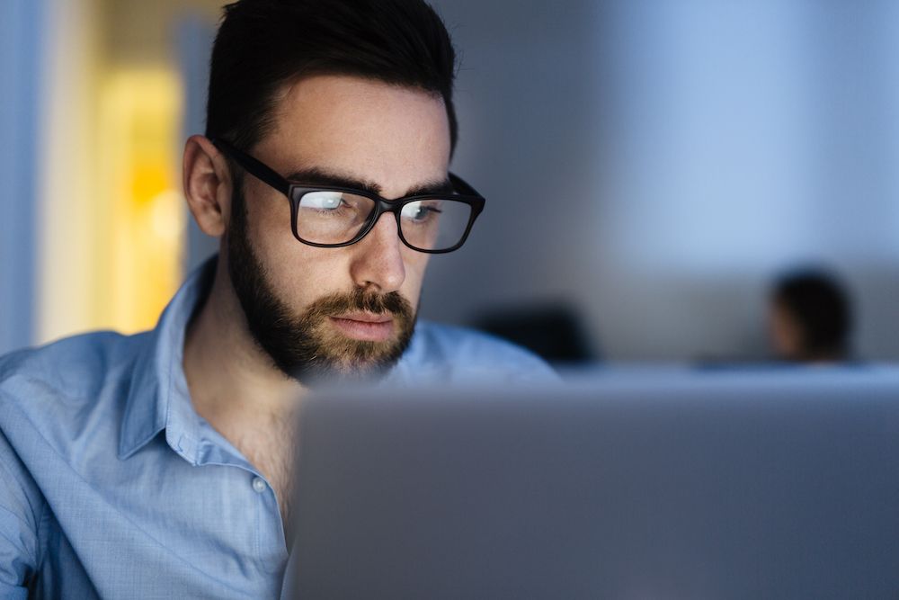 7 Eye Care Tips for Working in Front of a Computer Screen