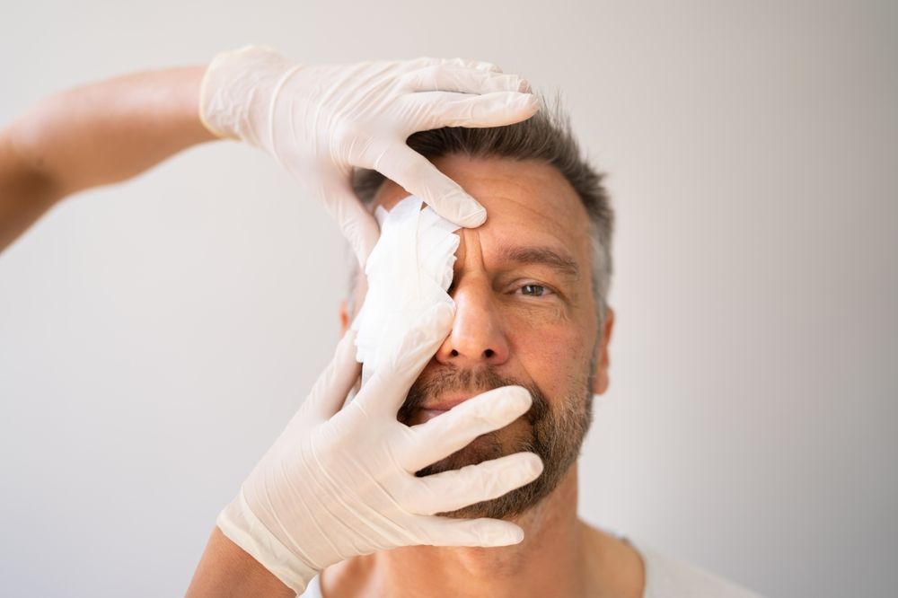 What to Do During an Eye Emergency