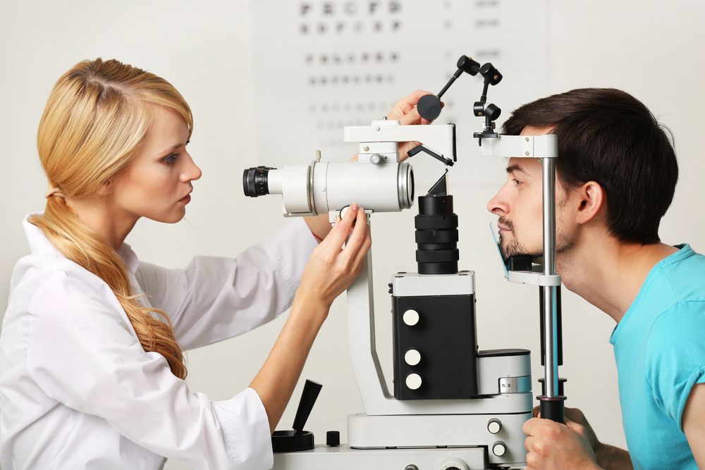 What to Expect During a Medical Eye Exam: A Step-by-step Guide