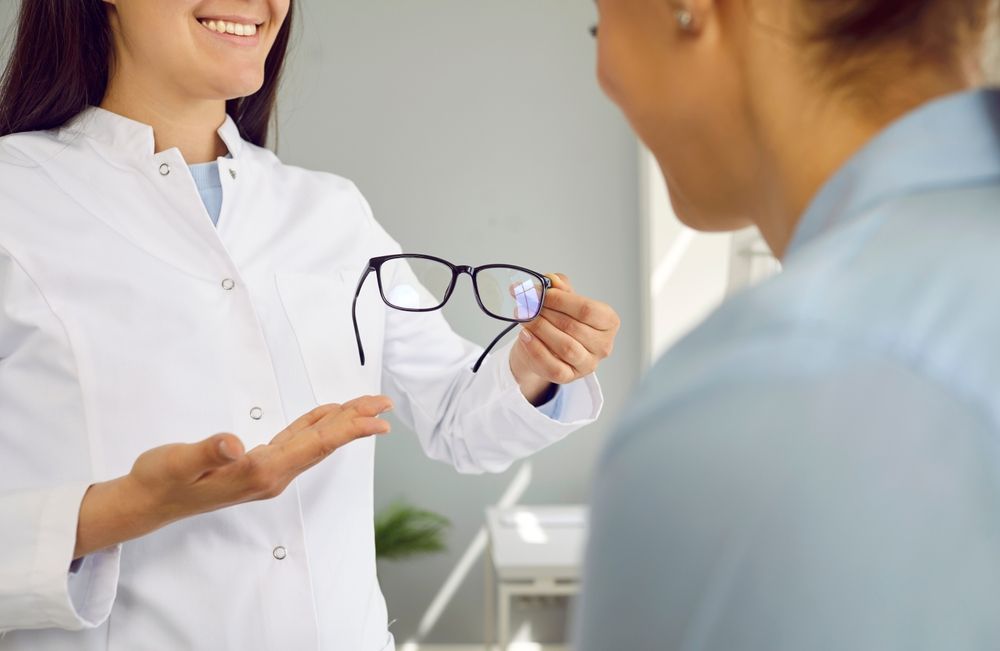 What Qualities Make a Good Eye Doctor?