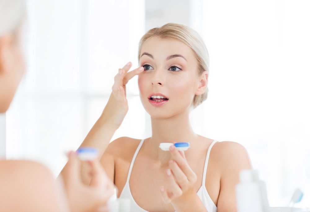 Making the Switch: Tips for First-Time Contact Lens Wearers