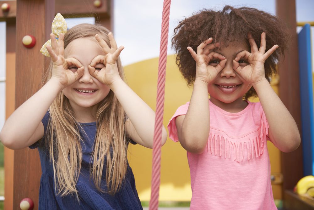 children making eyeglasses