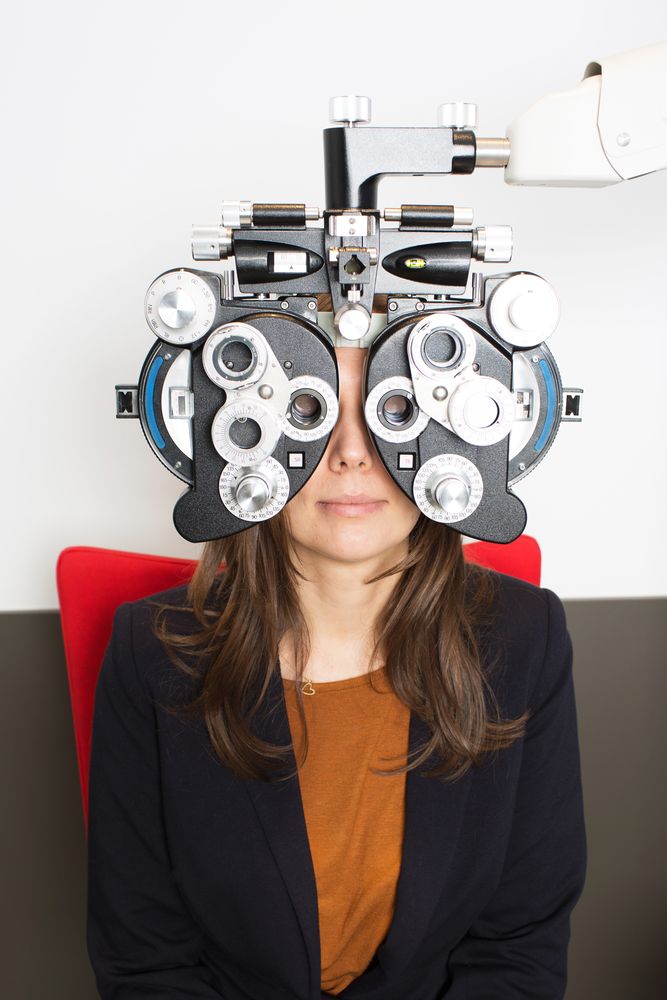 Signs You Need a Comprehensive Eye Exam