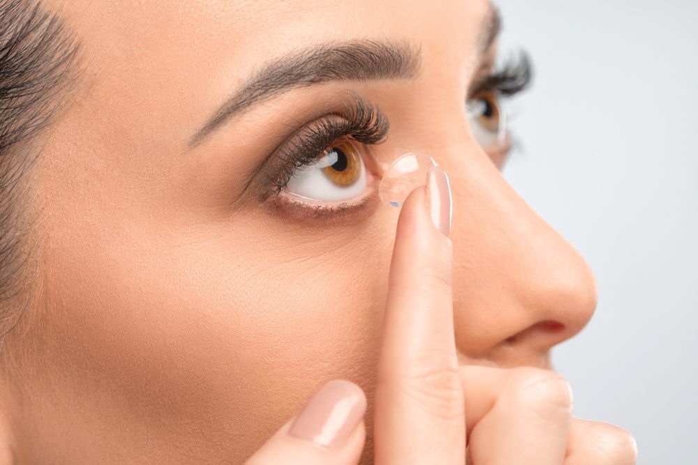 7 Signs You Need New Contact Lenses