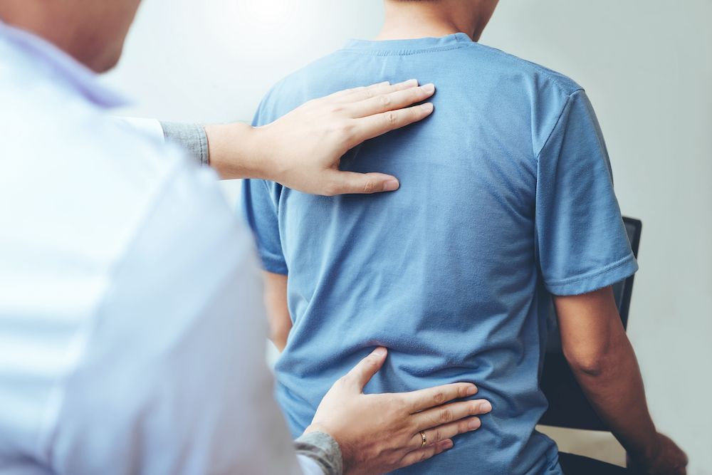 How Chiropractic Care and Wellness Medicine Complement Each Other